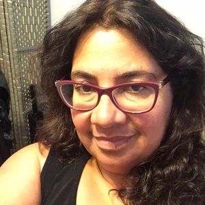 Meet your Posher, Luisa